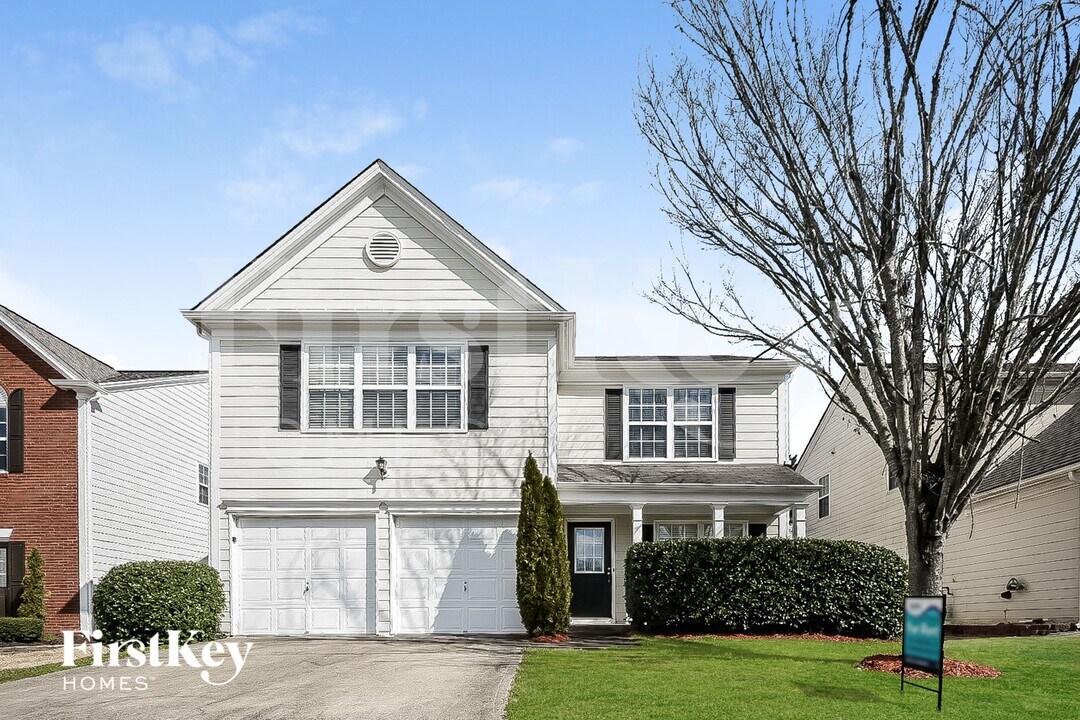 1020 Dunedin Trail in Woodstock, GA - Foto de edificio