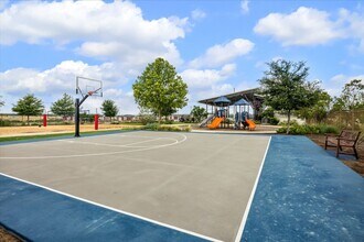 1044 Esplanade Pky in San Marcos, TX - Building Photo - Building Photo