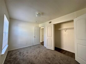 5201 Market St in Houston, TX - Building Photo