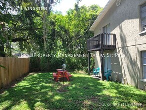 15417 Livingston Ave in Lutz, FL - Building Photo - Building Photo