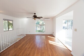 559 N Summit Ave-Unit -559 in Pasadena, CA - Building Photo - Building Photo