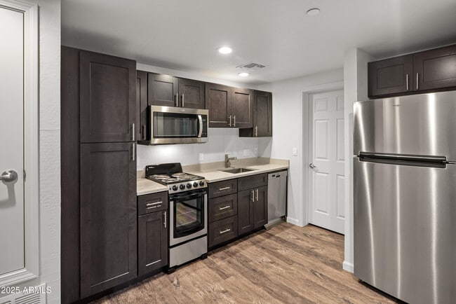 1413 Kestrel Cir in Sedona, AZ - Foto de edificio - Building Photo