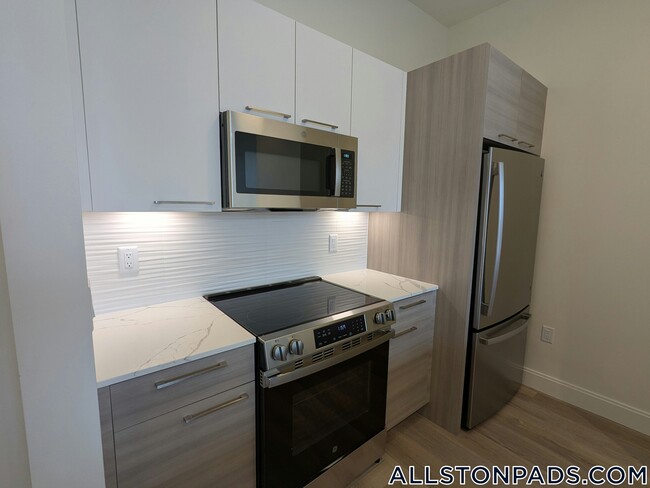 property at 1079 Commonwealth Ave