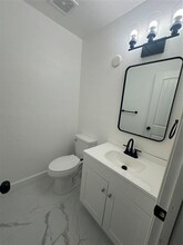 1802 Up the Grove St in Greenville, TX - Building Photo - Building Photo