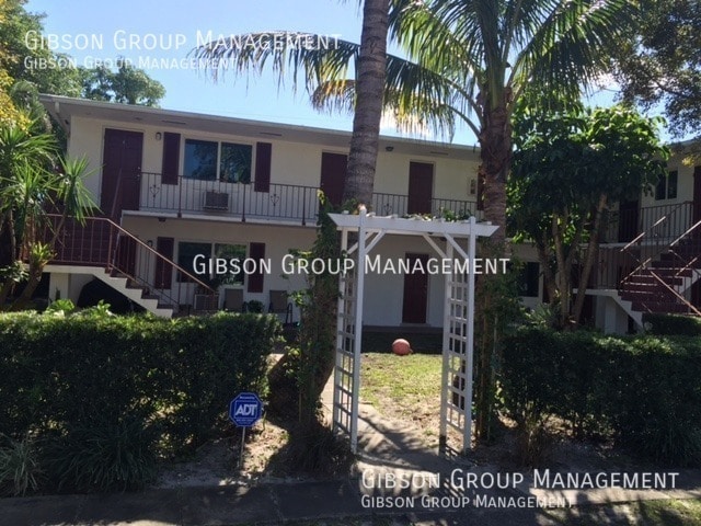 property at 806 NE 16th St