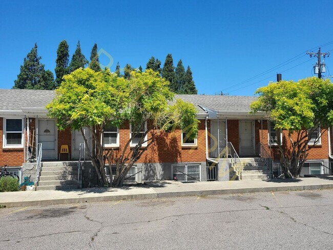 1160 South 4th Avenue in Pocatello, ID - Building Photo - Building Photo