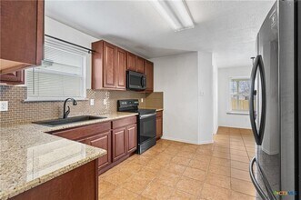 4504 Donegal Bay Ct in Killeen, TX - Building Photo - Building Photo