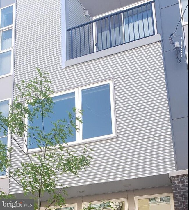 1336 N Howard St in Philadelphia, PA - Building Photo - Building Photo