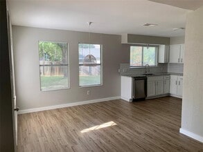 1604 Middleway Rd in Pflugerville, TX - Building Photo - Building Photo