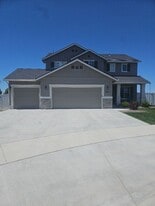 853 Harpy Ave in Middleton, ID - Building Photo
