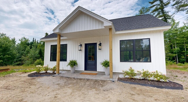 430 Ridge Rd, Unit 1 in Lisbon, ME - Building Photo - Building Photo