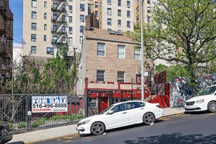 671 W 187th St in New York, NY - Building Photo