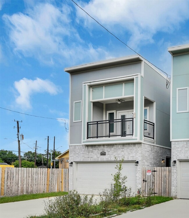 property at 4306 New Orleans St