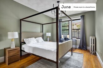 Private bedroom in 3 bed/2 bath Home in Boston, MA - Building Photo - Building Photo