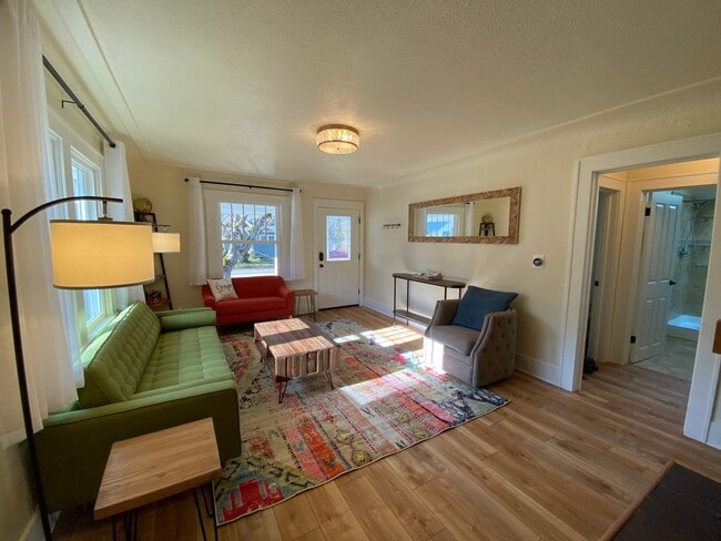 2323 Agate St in Eugene, OR - Building Photo - Building Photo