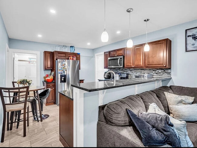 8 Duke St, Unit 1