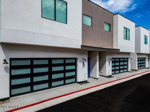 3812 E Monterey Wy in Phoenix, AZ - Foto de edificio - Building Photo