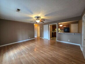 277 Dunbar Cave Rd in Clarksville, TN - Building Photo - Building Photo