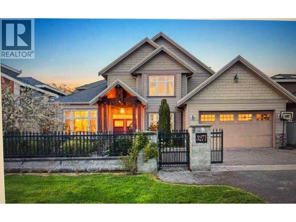 3271 Francis Rd in Richmond, BC - Building Photo