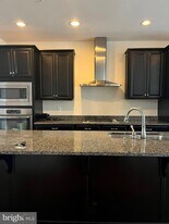 7812 Patterson Wy in Severn, MD - Building Photo