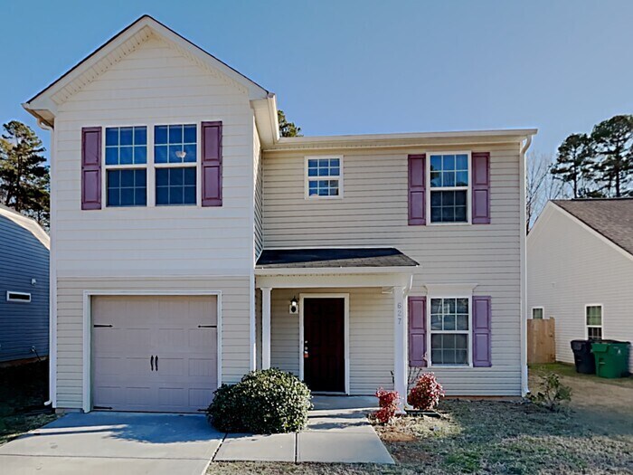627 Stillgreen Ln in Charlotte, NC - Building Photo