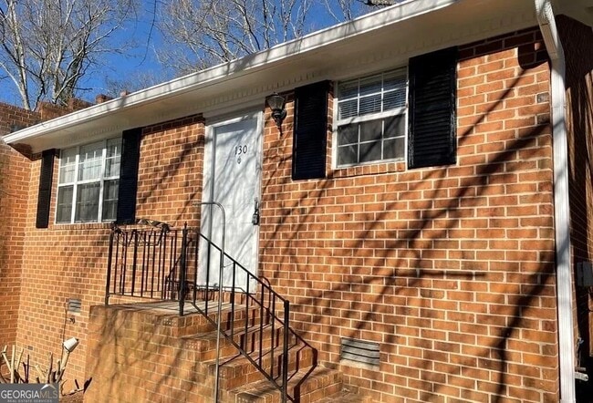 130 Oxford Ct in Athens, GA - Building Photo - Building Photo