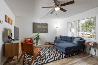 Monroe on Monterey in Palm Bay, FL - Building Photo - Interior Photo