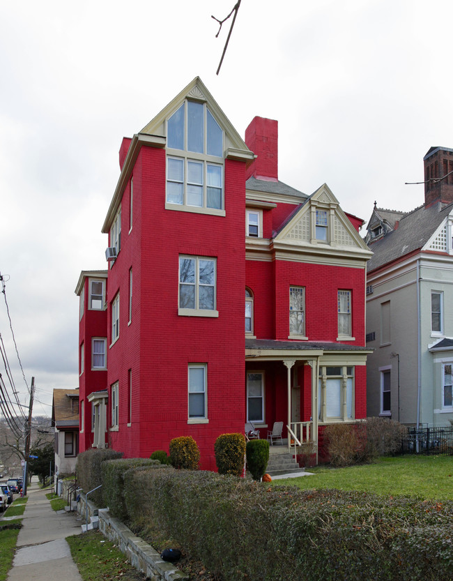 100 N Linden Ave in Pittsburgh, PA - Building Photo - Building Photo