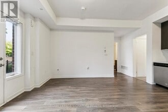 1525 Kingston Rd in Pickering, ON - Building Photo - Building Photo