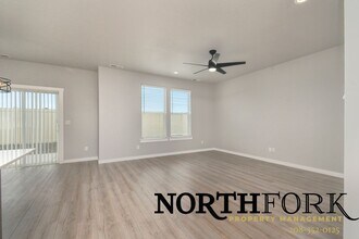 4219 E Hillsong St in Meridian, ID - Building Photo - Building Photo