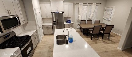201 White Horses Dr in Kyle, TX - Building Photo - Building Photo