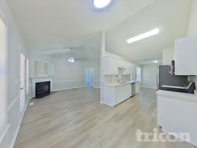 1113 Dunwoody Dr in Simpsonville, SC - Building Photo - Building Photo