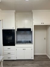 426 Olive Ave in Modesto, CA - Foto de edificio - Building Photo