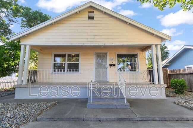 703 A St in Tracy, CA - Building Photo - Building Photo