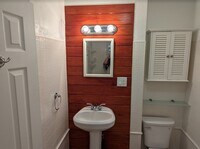 4 Gibbs Rd, Unit 1 photo'