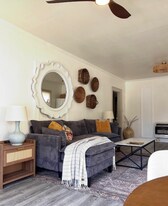 001 S Donnybrook Ave in Tyler, TX - Building Photo