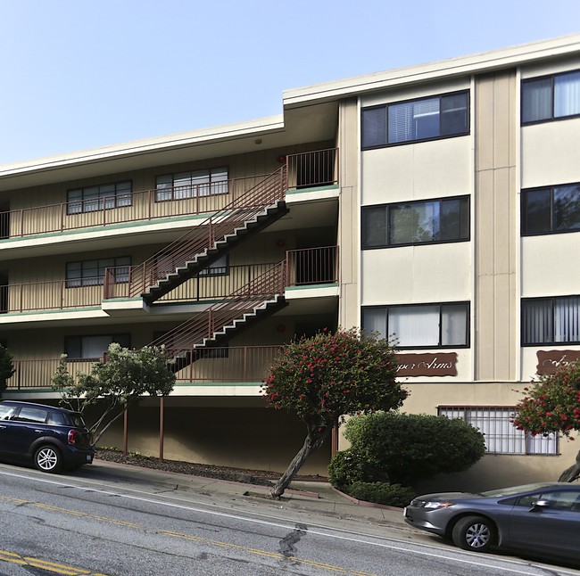 610-660 Clipper in San Francisco, CA - Building Photo - Building Photo