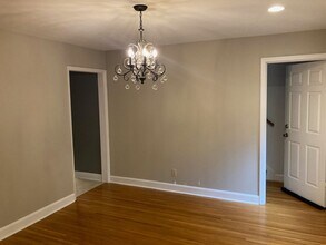 4225 Briarwood Rd in Louisville, KY - Building Photo - Building Photo