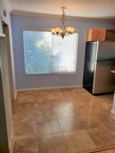 911 Missouri St, Unit 8 in San Diego, CA - Foto de edificio - Building Photo