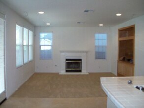 28860 Chatham Ln in Temecula, CA - Building Photo - Building Photo