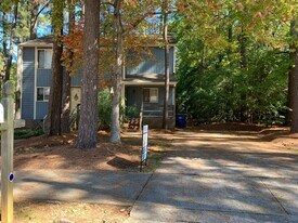 6720-6722 Miles Dr in Raleigh, NC - Building Photo