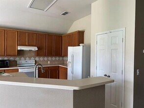 1041 Wagon Trail Dr in Little Elm, TX - Building Photo - Building Photo