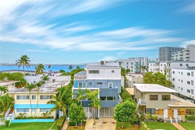 property at 1966 Biarritz Dr