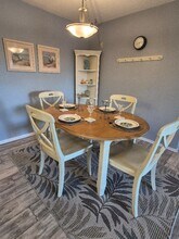 19505 Quesada Ave in Port Charlotte, FL - Foto de edificio - Building Photo