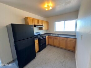 1228 E Apache St in Phoenix, AZ - Building Photo - Building Photo