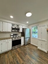 70 Stillwood Cir in White Marsh, MD - Building Photo - Building Photo