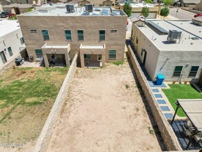 804 HC Gilbert Minjares Dr in Socorro, TX - Building Photo - Building Photo