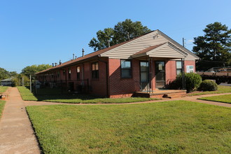 Housing Authority of Roswell in Roswell, GA - Building Photo - Building Photo