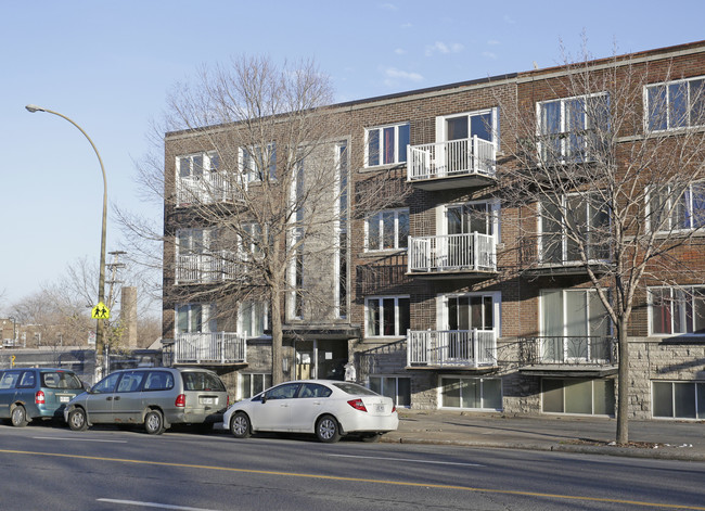 3270 Hochelaga in Montréal, QC - Building Photo - Building Photo