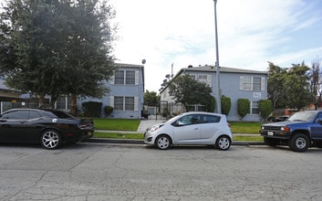 472 W Elk in Glendale, CA - Foto de edificio - Building Photo